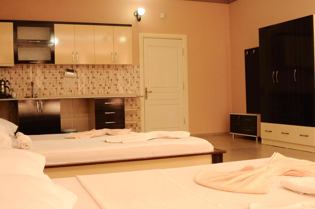 Mina Apart Otel Kundu Exterior photo